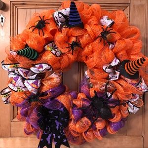 Halloween themed wreath